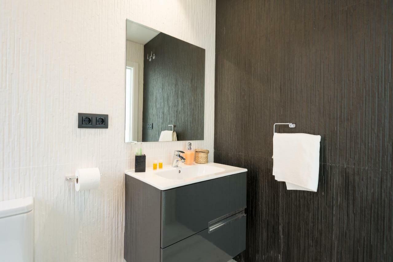 Pedregalejo, Estropada 1 Apartment Malaga Bagian luar foto